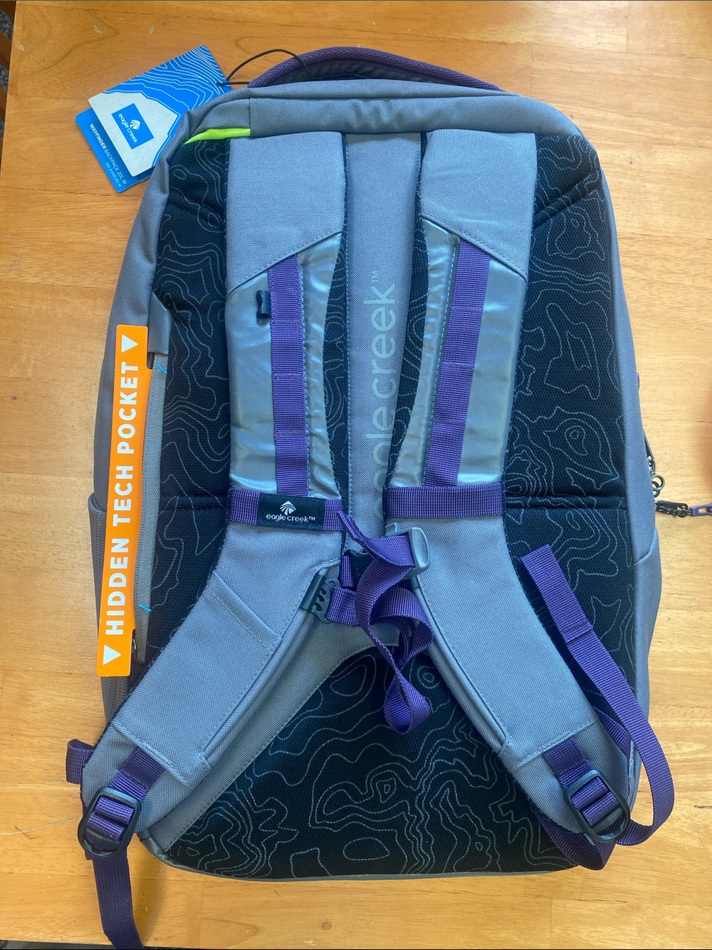 Eagle Creek Women's Fit Two-Tone Gray Backpack - Picture 3 of 6